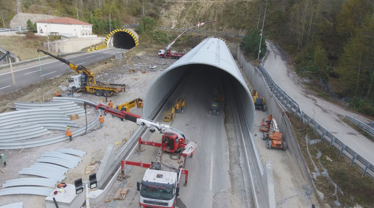 Çalışmaların tamamlandığı Bolu Dağı Tüneli yarın hizmete açılacak